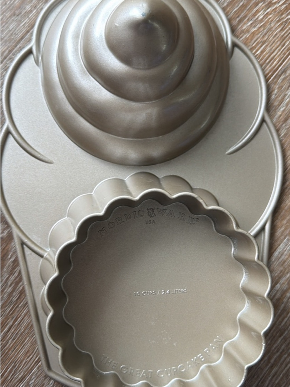 Nordic Ware Metallic Gold Cupcake Pan